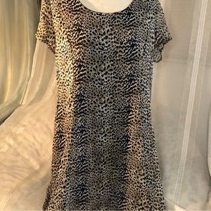 Leopard flowy dress size medium